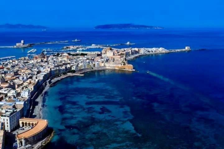 Casa Vacanze Ulisse Trapani Exterior photo