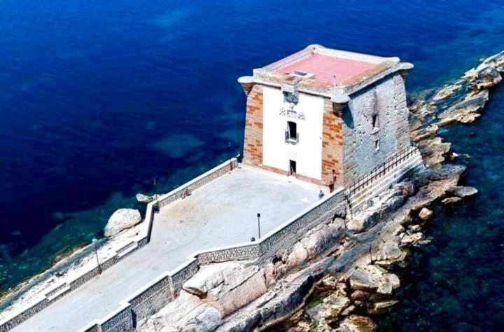 Casa Vacanze Ulisse Trapani Exterior photo
